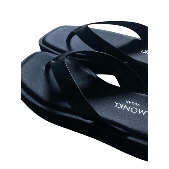 Monki Black Platform Sandals - Picture 3 of 7